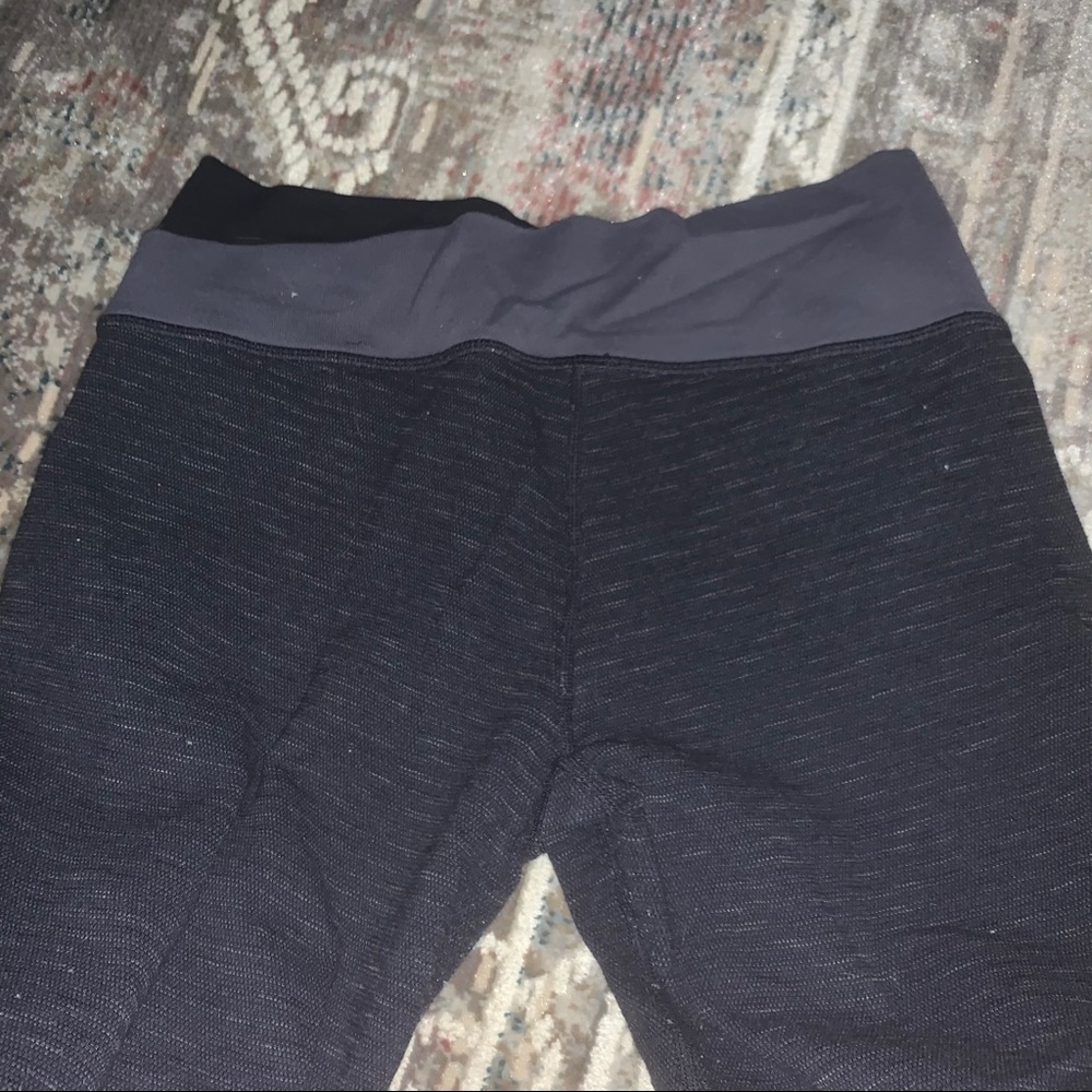 LULULEMON PANTS - Picture 5 of 6